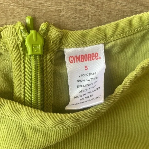 Size 5 green with hearts top - Picture 2 of 5